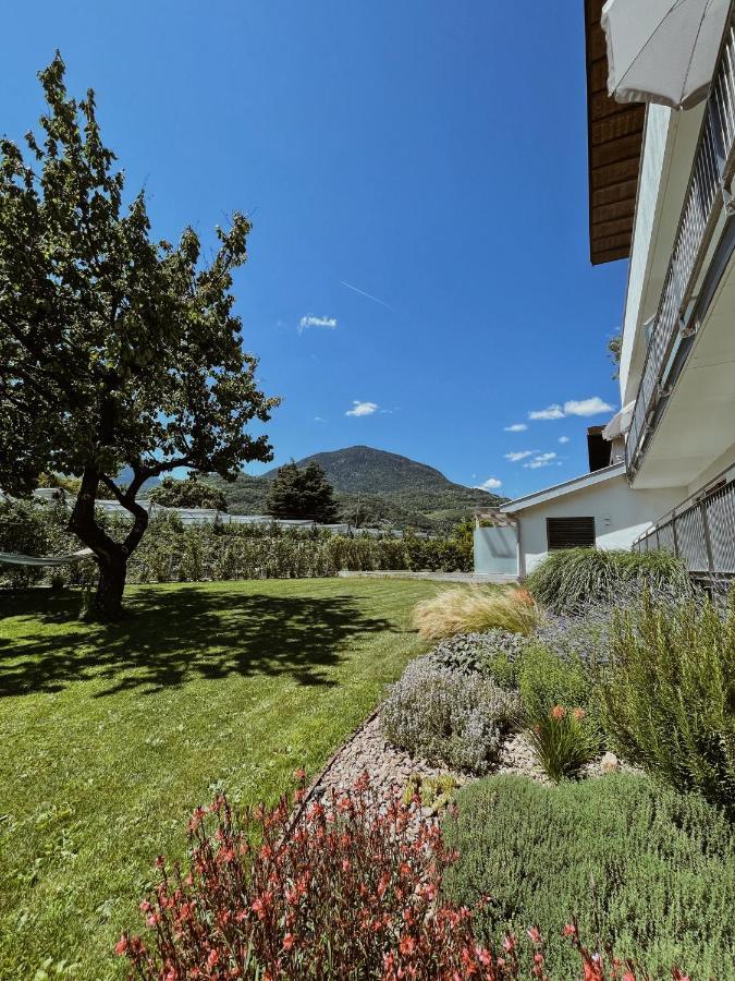 Boutique Hotel Wiesenhof - Adults Only Lana Exterior foto